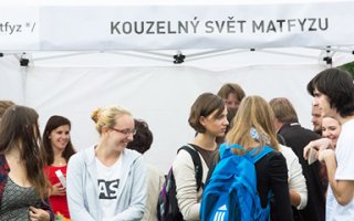Matfyz na Vědeckém jarmarku