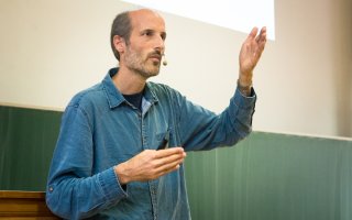 Jarníkovská přednáška prof. Hairera