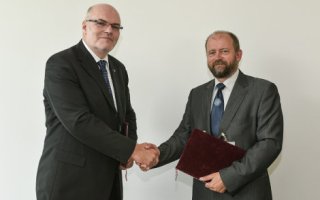 Matfyz a ČSOB úspěšně dokončily pilotní smluvní výzkum
