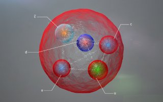 Nová exotická částice „pentakvark“ objevena v CERN