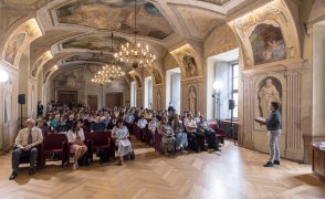 Slavnostní zakončení olympiád v malostranském refektáři