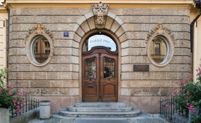 Become Master of Physics at Charles University!