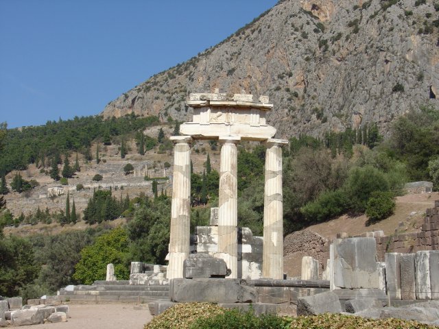 Delfy - Tholos